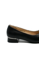 Imagine Pantofi negri din piele naturală, cu cataramă decorativă OTR20025