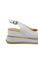 Imagine Sandale damă wedge cu platformă, albe, din piele naturală GOR977