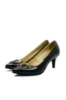Imagine Pantofi stiletto din piele naturală, negri cu decorațiune aurie SORA24