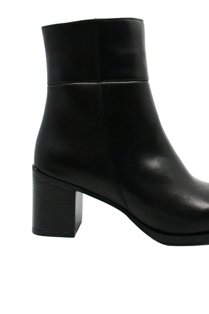 Imagine Botine negre din piele naturală, cu toc bloc și vârf pătrat CASP66350