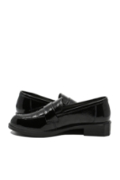Imagine Pantofi loafer damă negri din lac cu model croco OTR440007