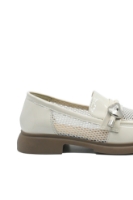 Imagine Pantofi chic stil loafer crem din lac cu inserții de plasă FNX58019