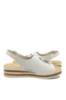Imagine Sandale damă wedge, albe, cu logo medalion decorativ RIK62902-80