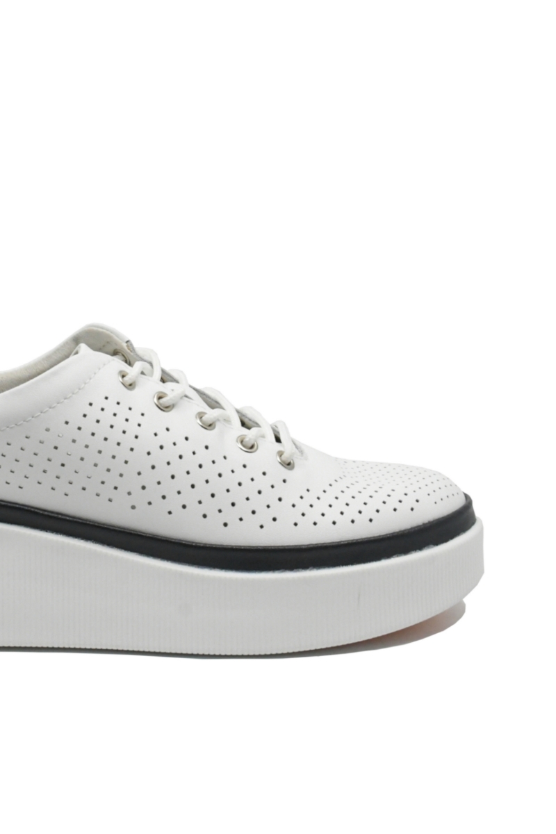Imagine Pantofi casual cu platformă albi, perforați, din piele naturală FNX244
