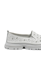 Imagine Mocasini damă albi din piele naturală, cu model perforat FNX242