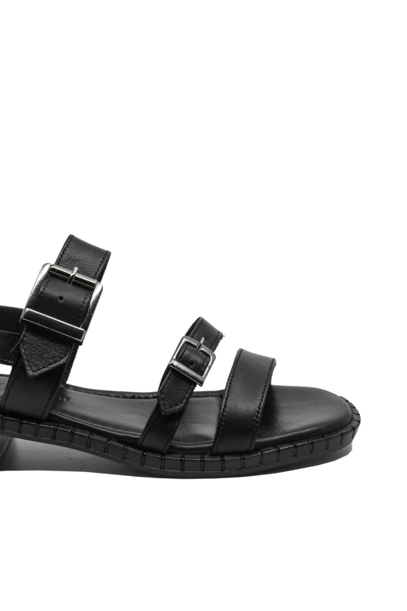 Imagine Sandale damă negre din piele naturală cu barete și catarame GOR032