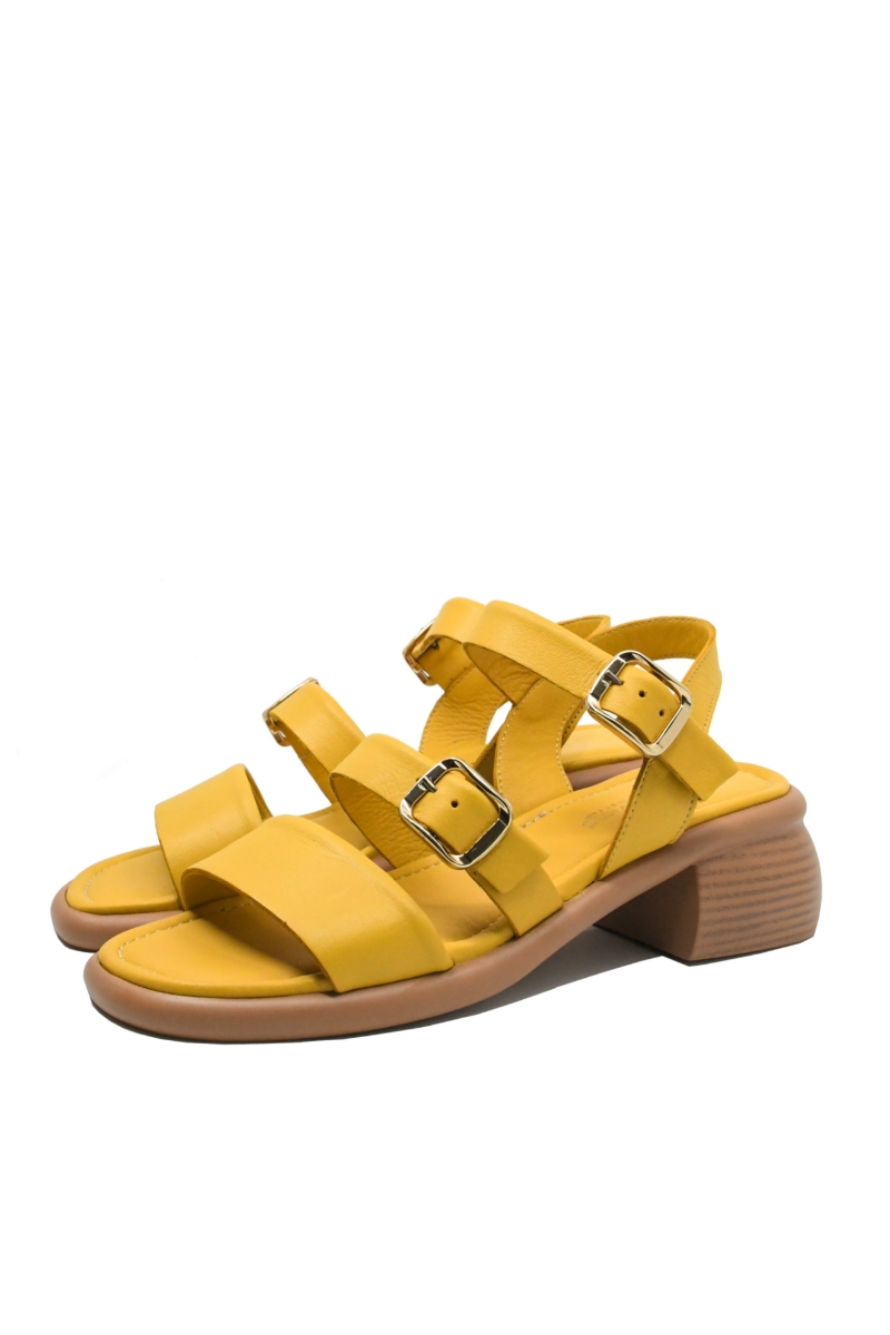 Imagine Sandale galbene din piele naturală, cu catarame decorative GOR317