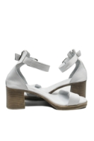 Imagine Sandale cu baretă pe gleznă, albe din piele naturală GOR292