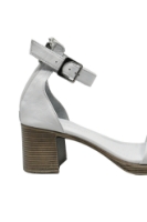 Imagine Sandale cu baretă pe gleznă, albe din piele naturală GOR292