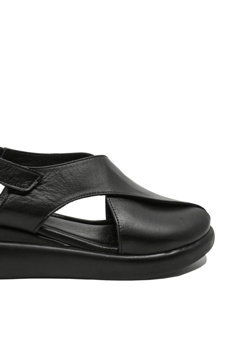 Imagine Sandale damă wedge negre din piele naturală GOR575