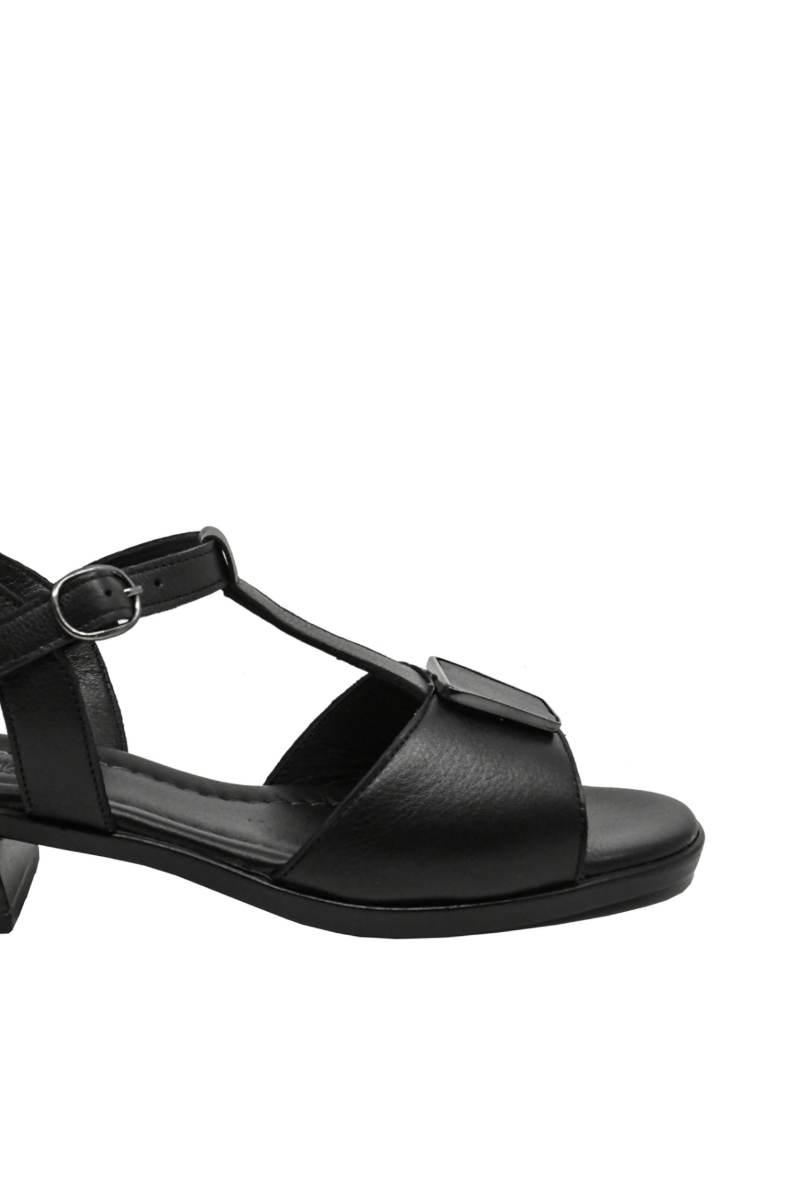 Imagine Sandale negre, din piele naturală cu baretă T și toc masiv GOR151468