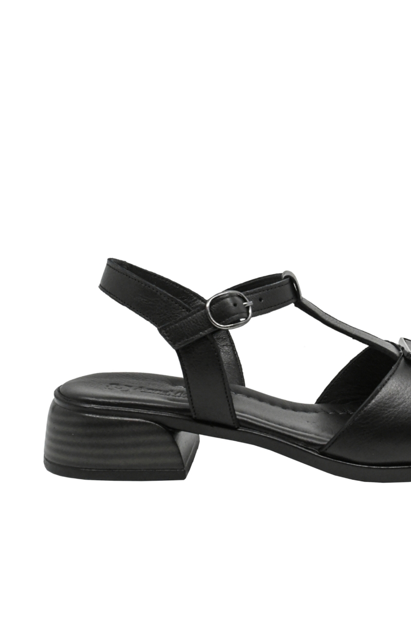 Imagine Sandale negre, din piele naturală cu baretă T și toc masiv GOR151468