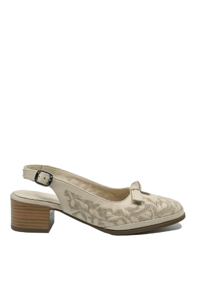Imagine Pantofi decupați bej din piele naturală, cu model floral GOR5676