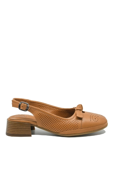 Imagine Pantofi decupați maro din piele naturală cu aspect perforat GOR5682