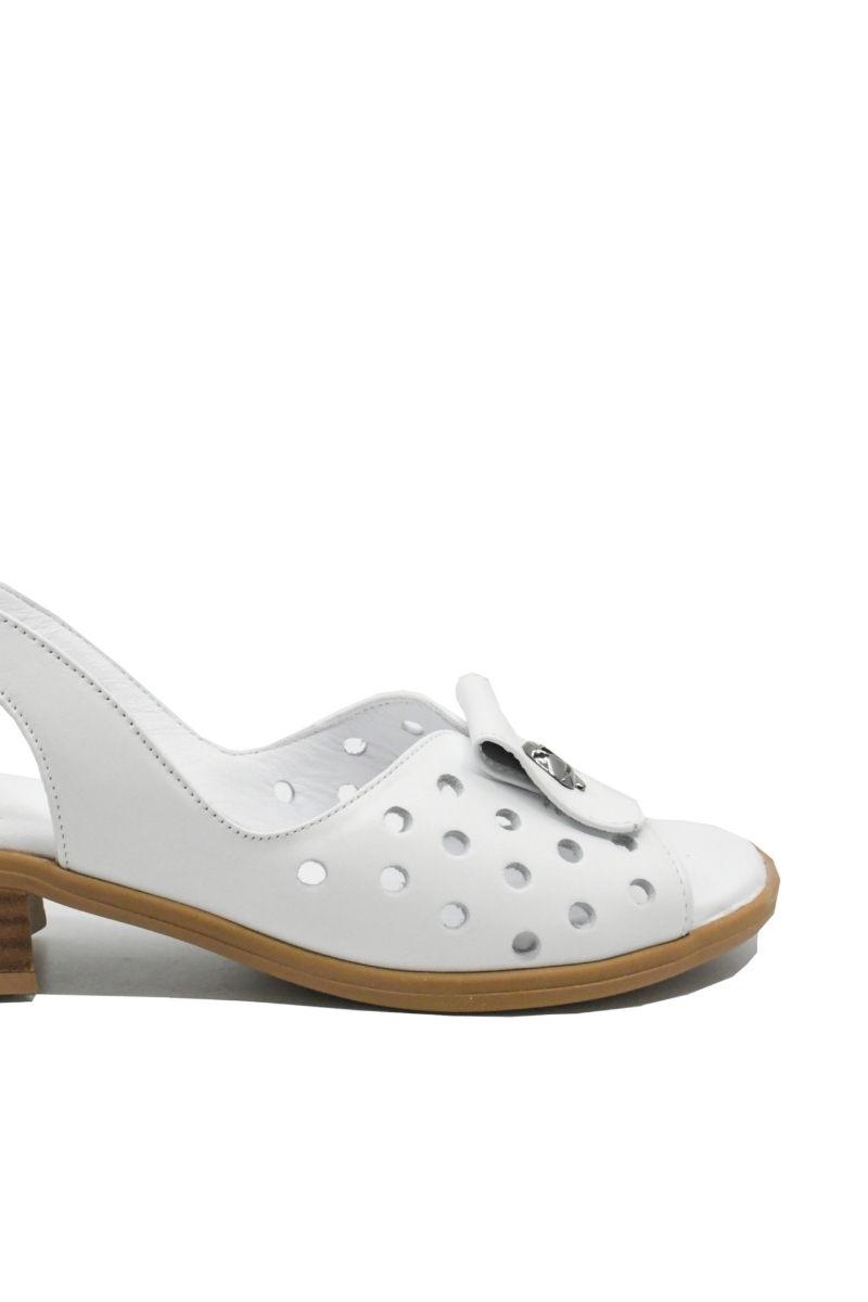 Imagine Sandale joase albe, din piele naturală cu buline perforate GOR1671