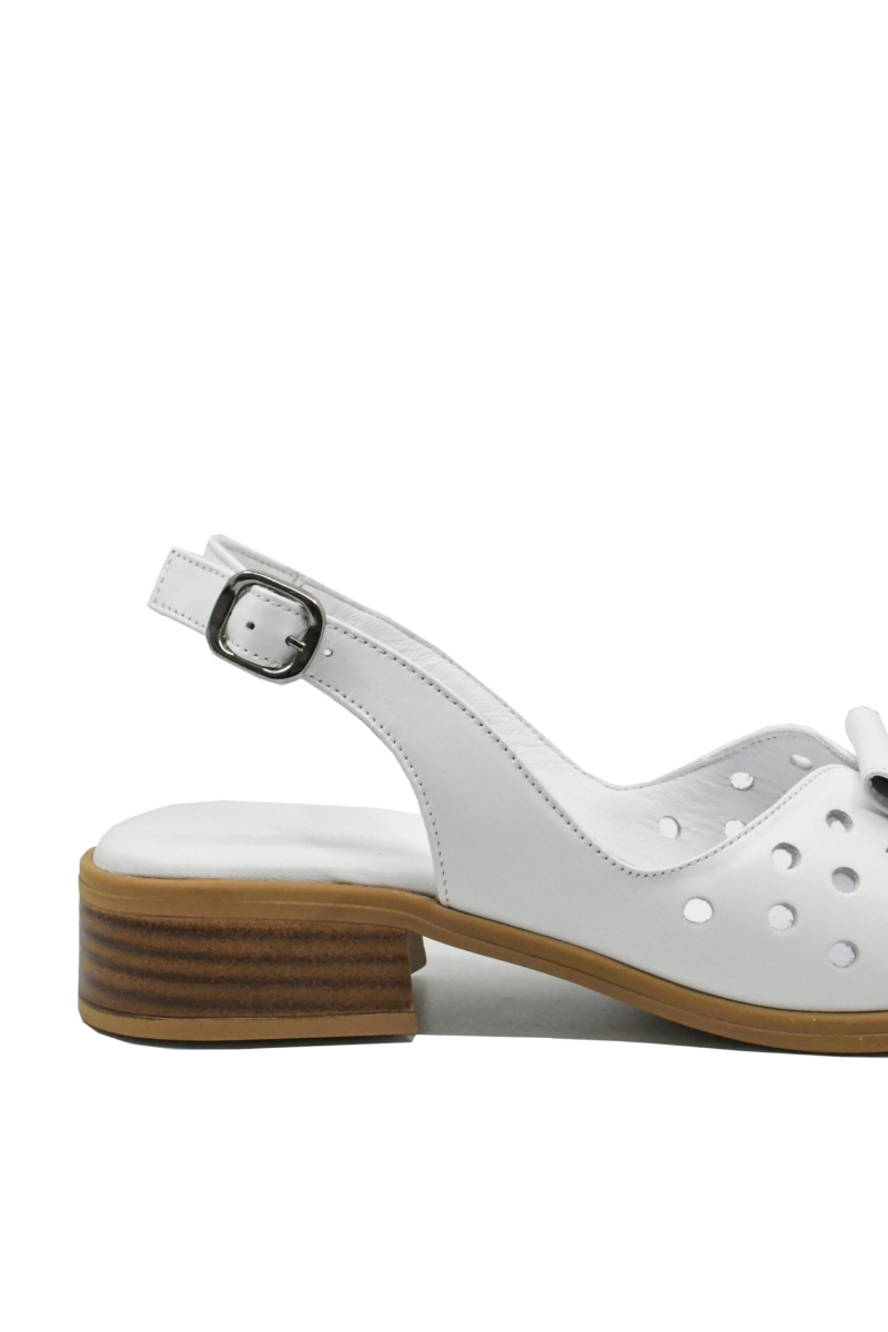 Imagine Sandale joase albe, din piele naturală cu buline perforate GOR1671