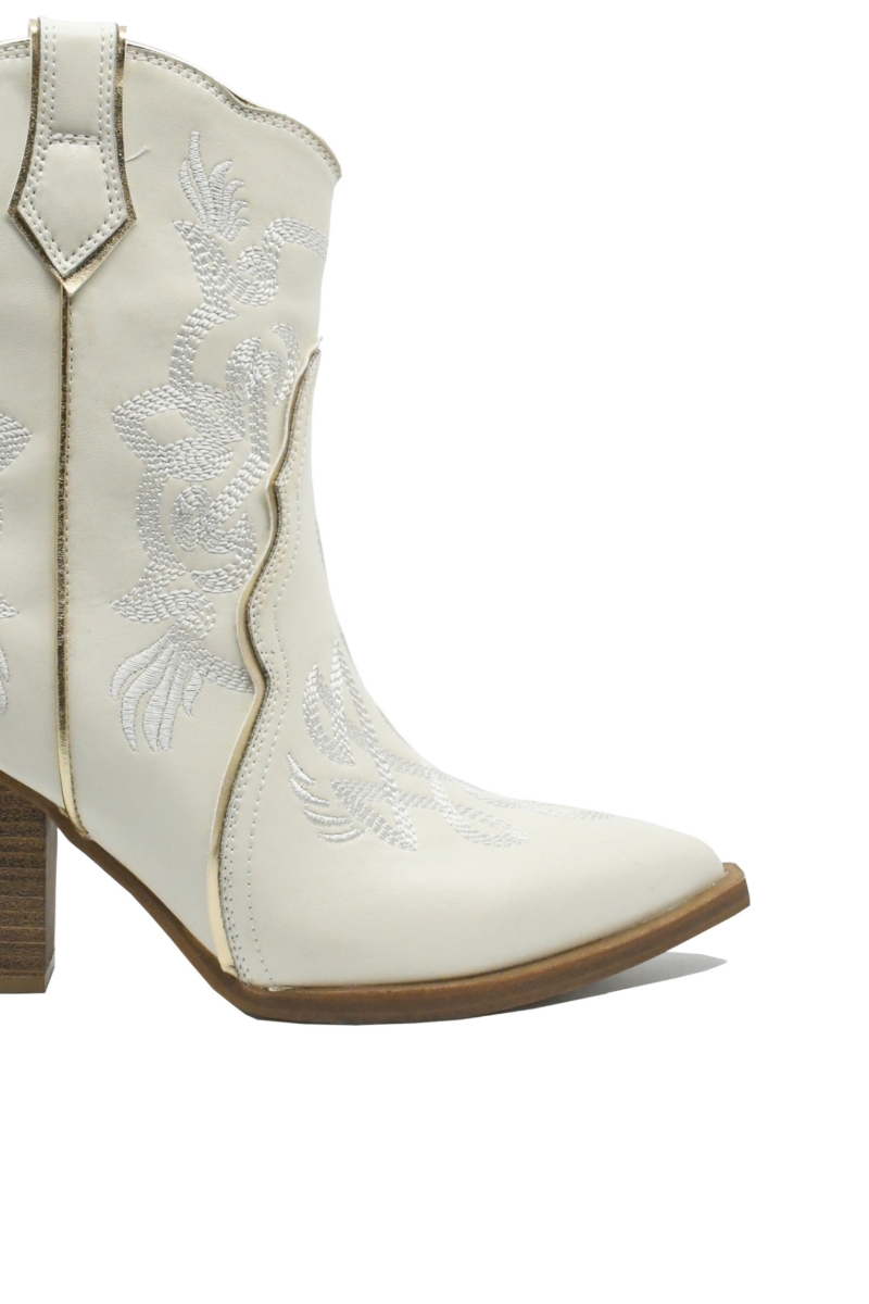 Imagine Ghete damă ciocate brodate, albe, din piele naturală GOR2460