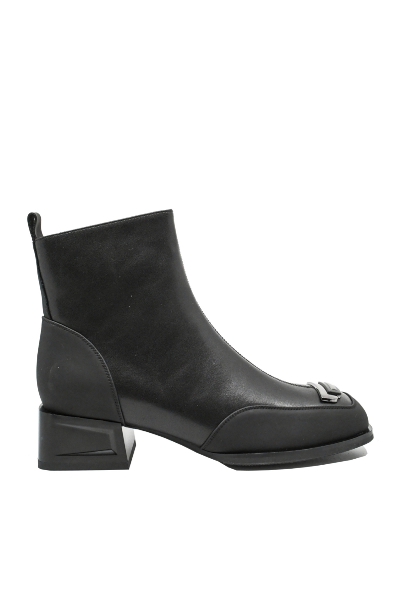 Imagine Botine damă cu toc jos negre din piele naturală GOR5488