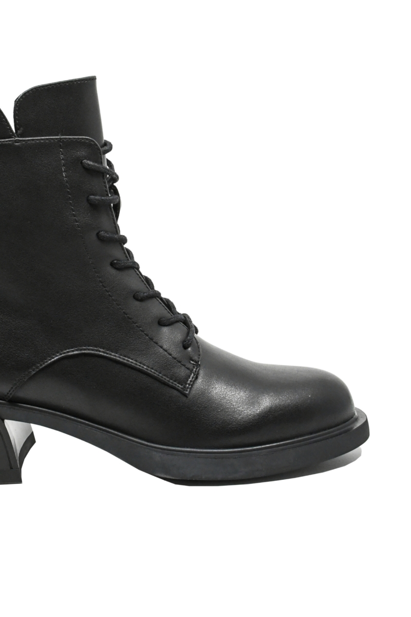 Imagine Ghete ankle cu șireturi, negre din piele naturală GOR5238