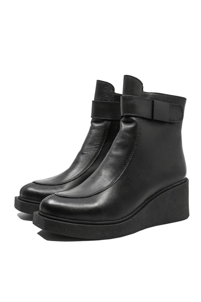 Imagine Ghete damă ortopedice cu baretă la gleznă, negre, din piele naturală MIR10604