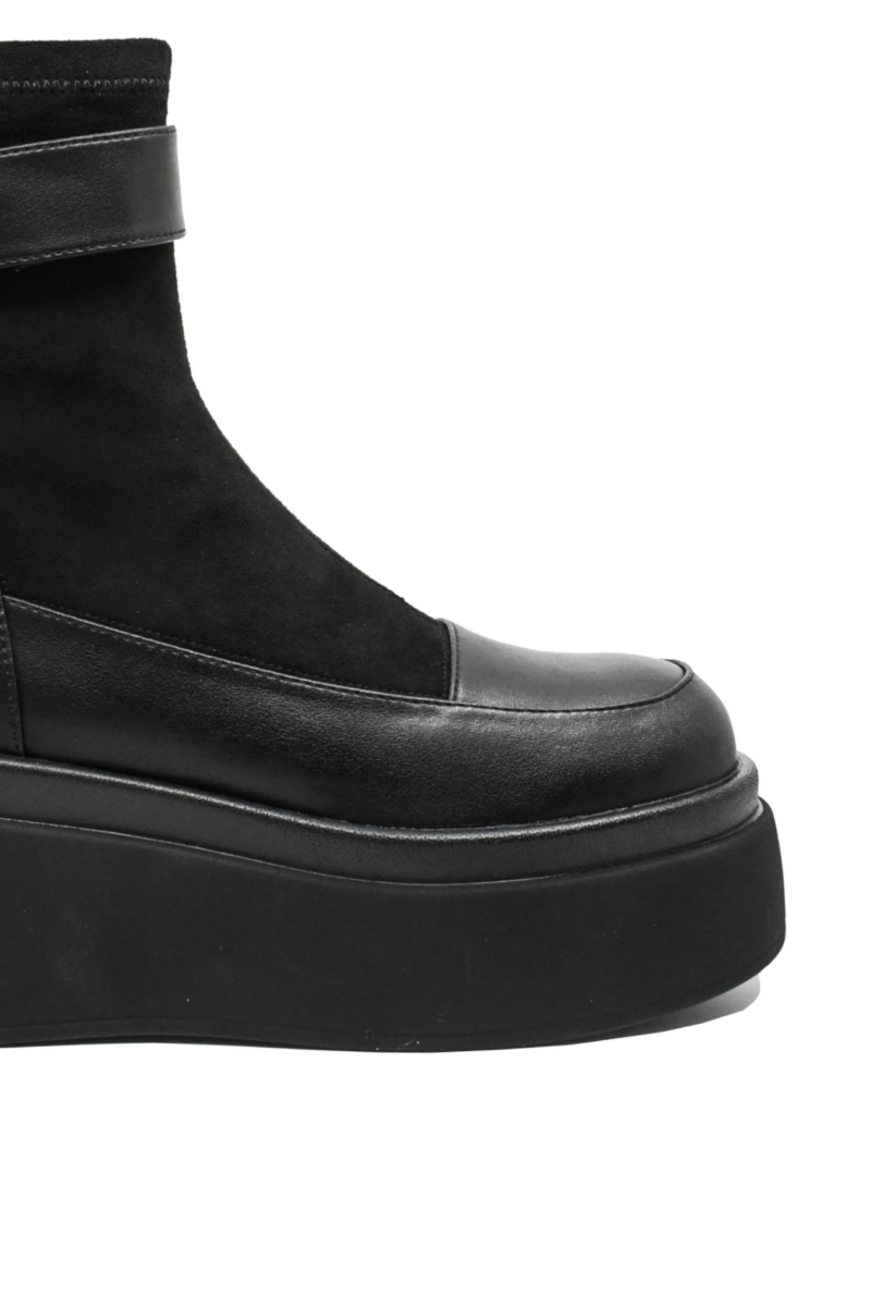 Imagine Ghete damă cu platformă înaltă, negre, din piele naturală GOR8365