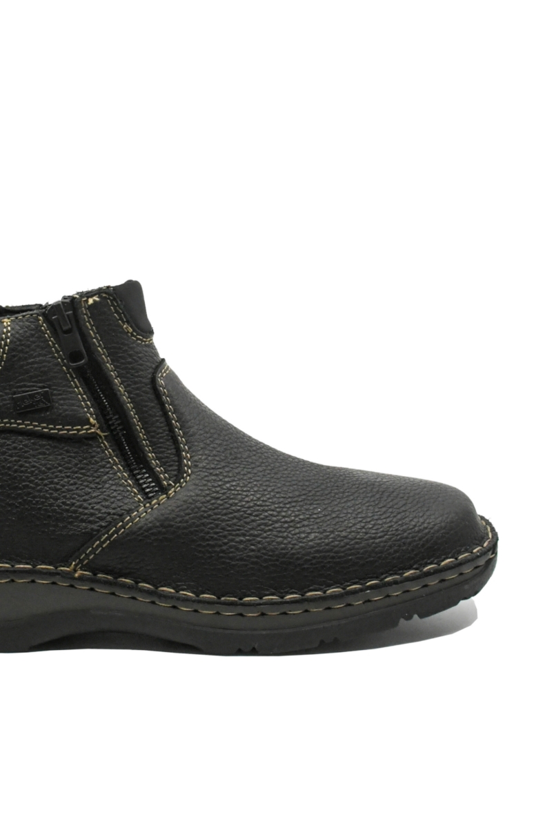 Imagine Ghete bărbați, îmblănite, negre din piele naturală cu granulații și cusături decorative RIK05362-00