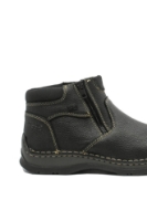 Imagine Ghete bărbați, îmblănite, negre din piele naturală cu granulații și cusături decorative RIK05362-00