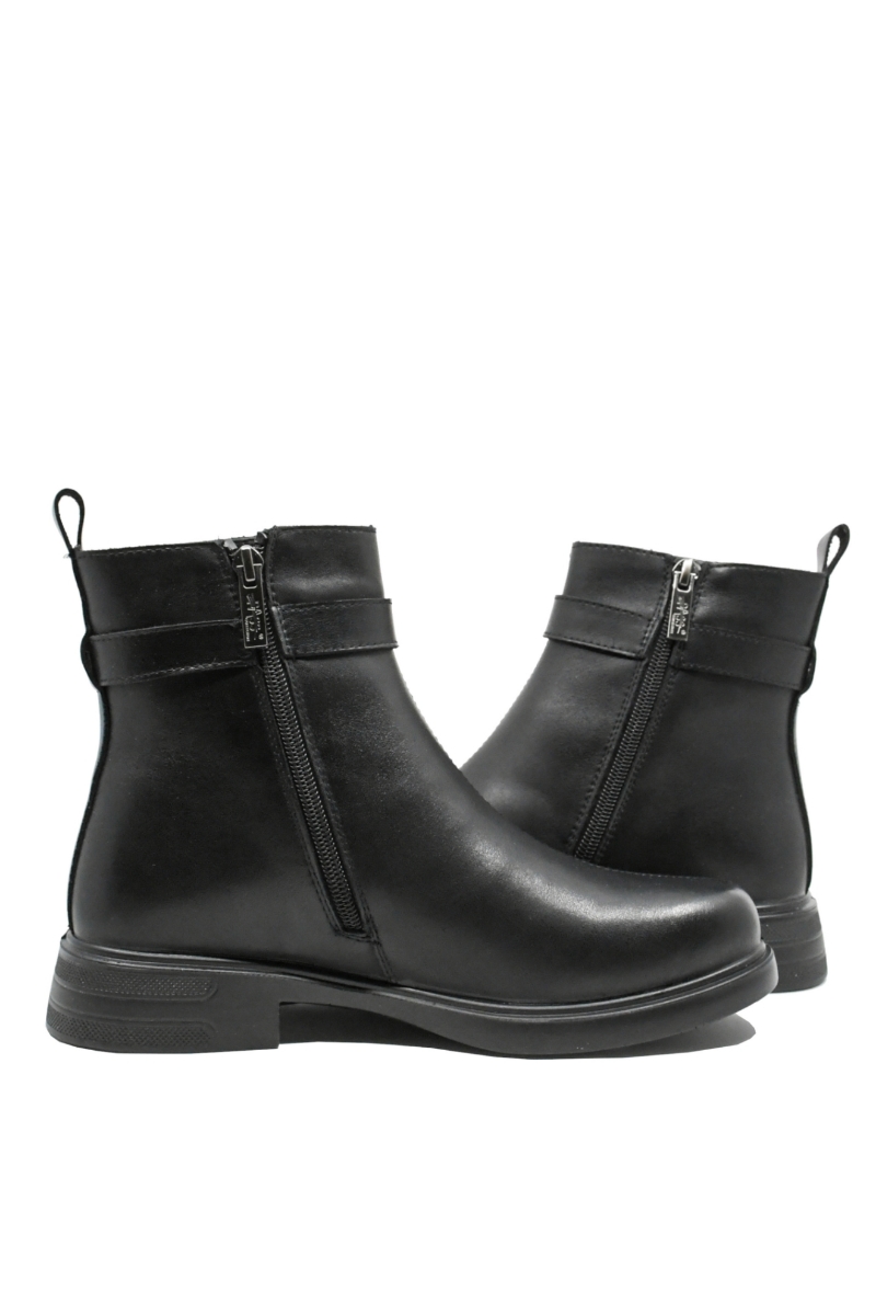 Imagine Ghete joase negre din piele naturală cu baretă și lanț OTR70005