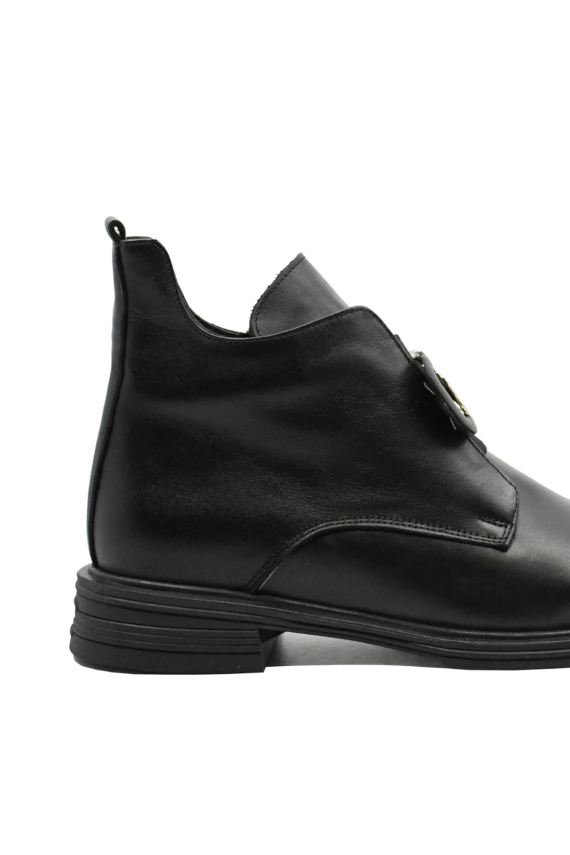 Imagine Ghete joase negre din piele naturală cu decorațiune aurie MIR20901-1