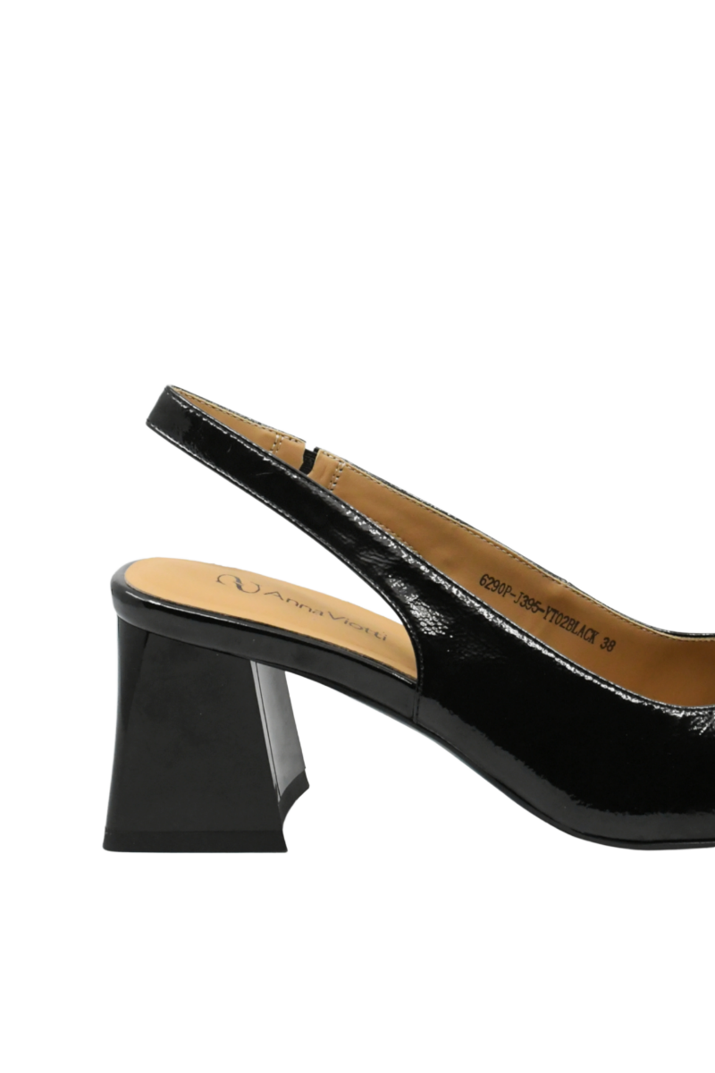 Imagine Pantofi decupați cu vârf pătrat și fundiță, negri din lac GOR6290