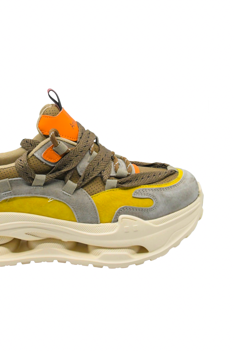 Imagine Sneakers maro cu detalii multicolor, din piele întoarsă GOR106-2
