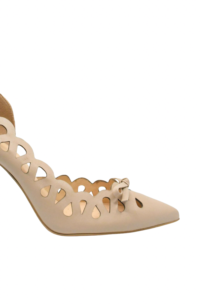 Imagine Pantofi eleganți bej din piele naturală cu model dantelat KOR3116