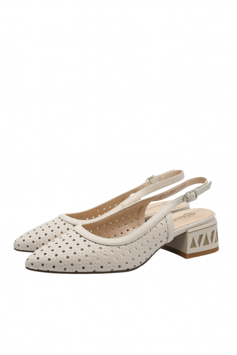Imagine Pantofi decupați bej din piele naturală cu modele perforate GOR1073