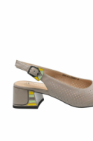 Imagine Sandale cu toc bloc, gri din piele naturală perforată GOR6369